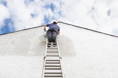 Peinture extérieure à Bonnieux — façades et ravalement